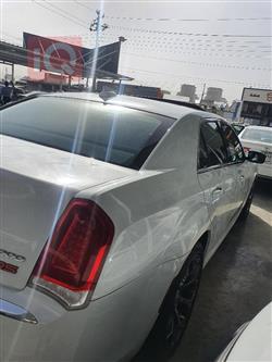 كرايسلر 300